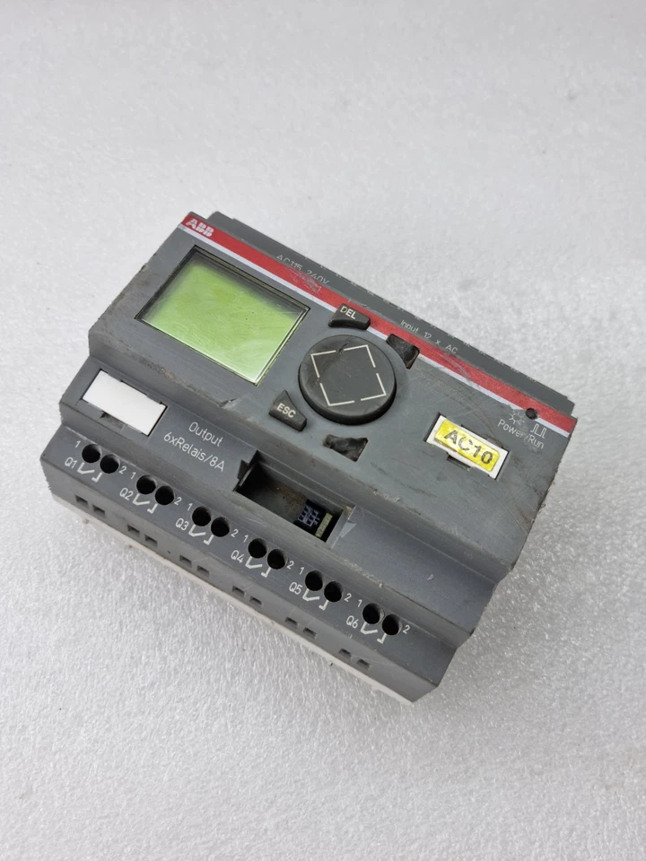 ABB LM011-CE18RAC 1SVR440621R5300 LOGIC MODULE 50/60Hz 10VA